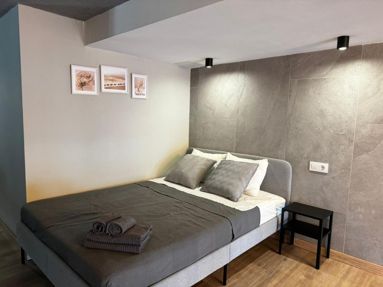 Sc24 Apart Aparthotel Valencia Bagian luar foto